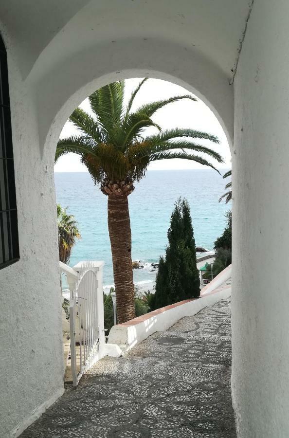 Nerja 1 Apartment Luaran gambar